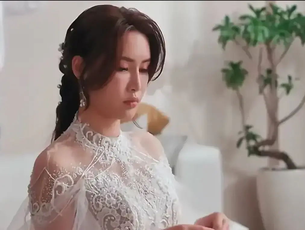 《苏畅-小凤新婚》完整未删减版-艾熙倾情演绎怀旧台味风情-4K高清免费在线观看-苏畅-小凤新婚无删减资源下载