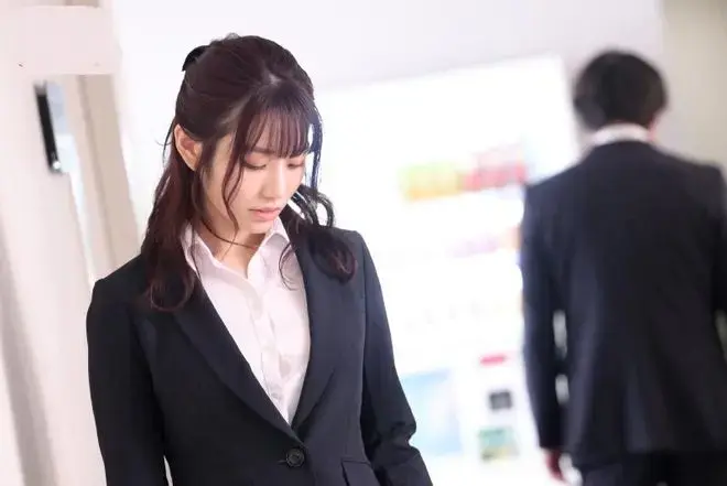 日本伦理片《和部长一起去出差旅》高清未删减中字版-免费在线观看完整版资源下载